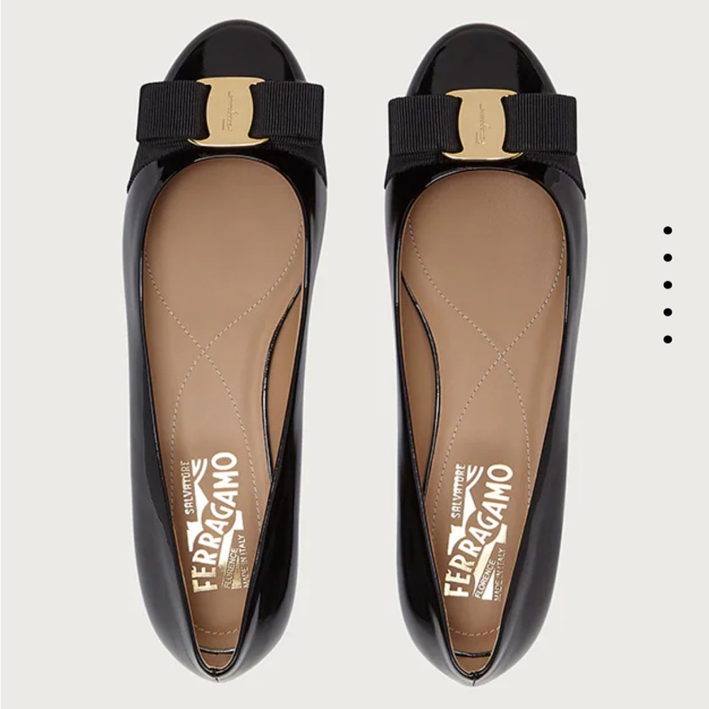 Salvatore Ferragamo Varina Flat Patent Black